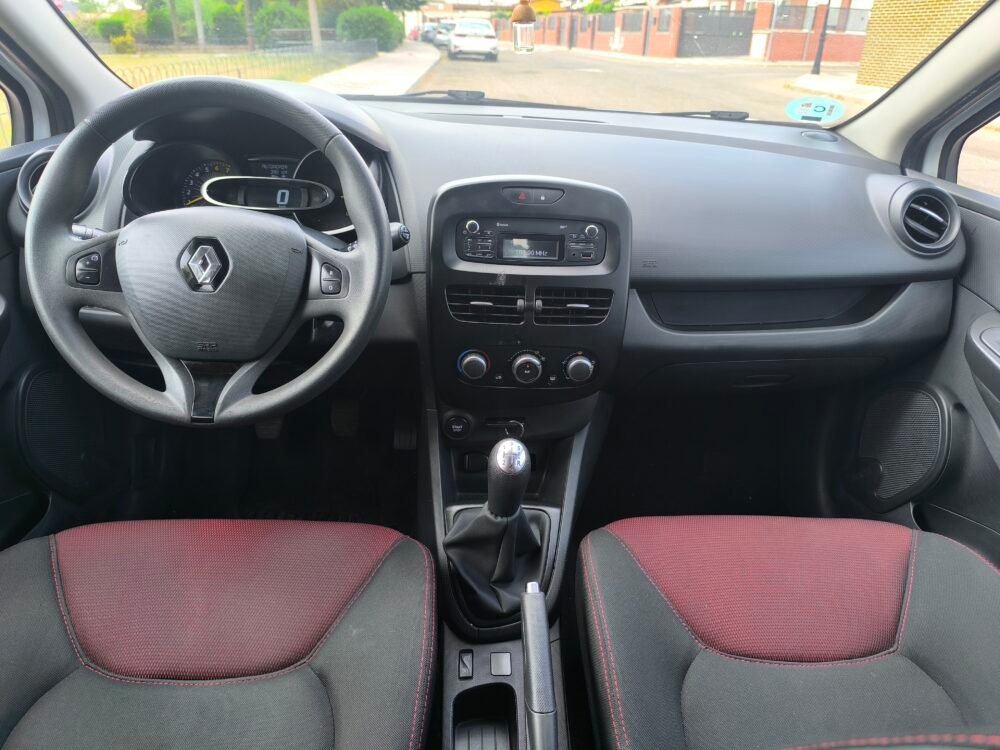 RENAULT Clio Authentic 1.2 16v 75cv
