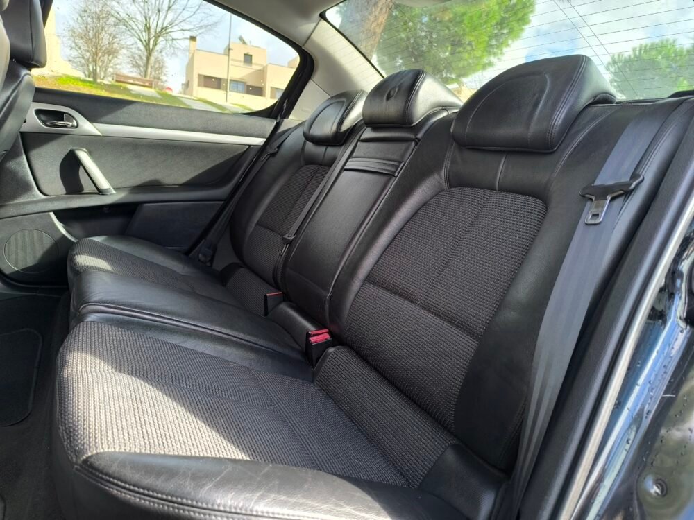 PEUGEOT 407 2.0 HDI 136cv Sport 6 velocidades