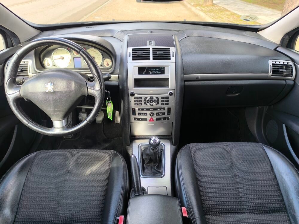 PEUGEOT 407 2.0 HDI 136cv Sport 6 velocidades