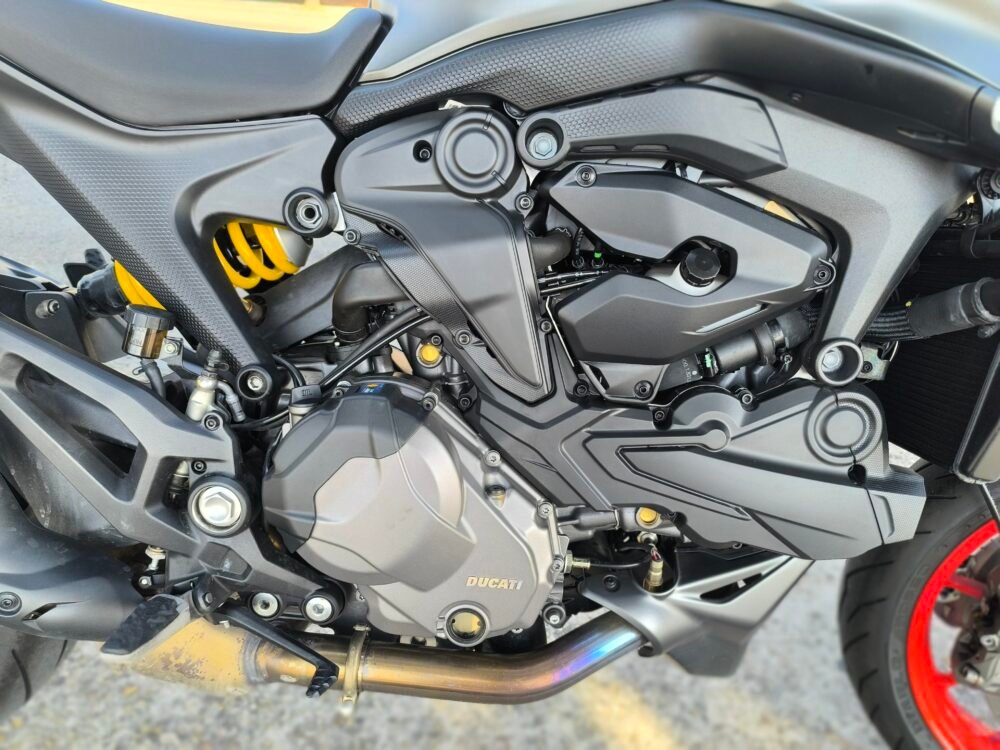 Ducati Monster + 937